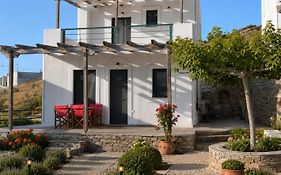 Ravishing View, Zastani Houses